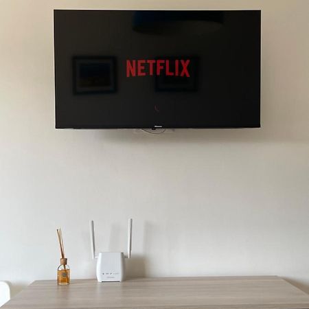 Bnb Il Bicciolano 2 - Bilocale Fronte Ospedale Верчелли Экстерьер фото